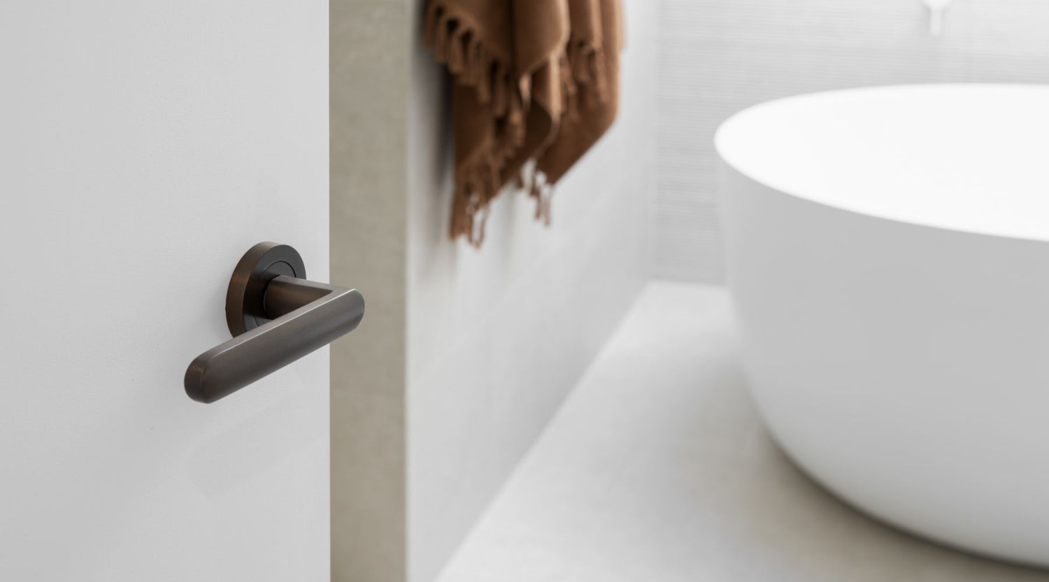 Brushed Brass vs Antique Brass: Tone, Depth and Finish