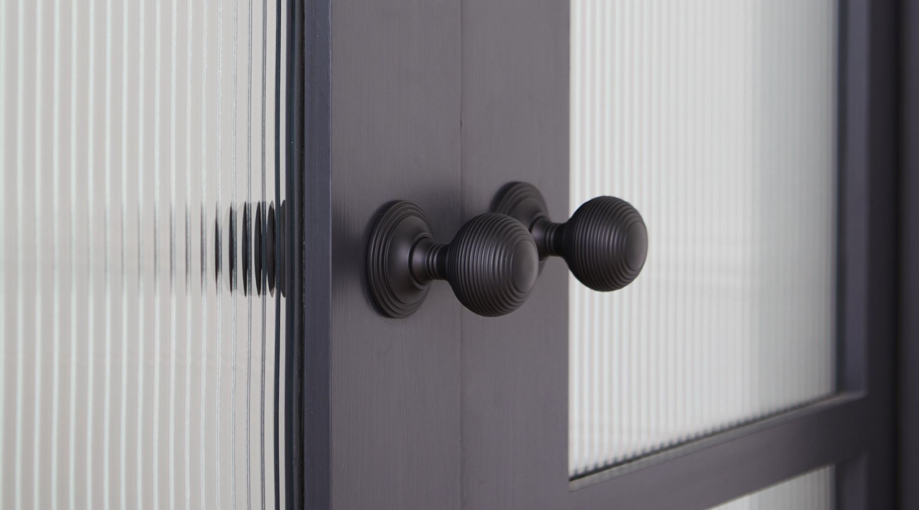 Black vs Brass Door Hardware: How Each Finish Shapes a Space