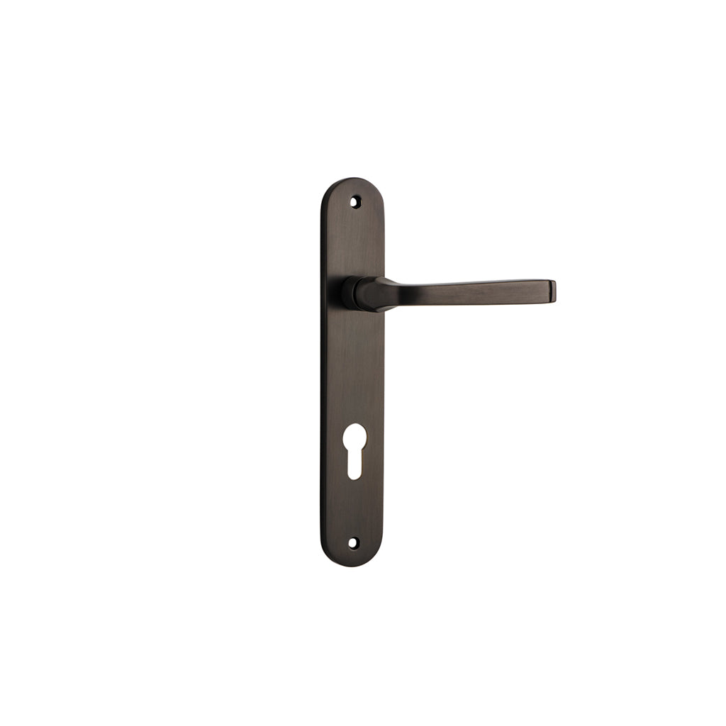 Annecy Lever - Oval Backplate Signature Brass / Entrance / Lever Set Only