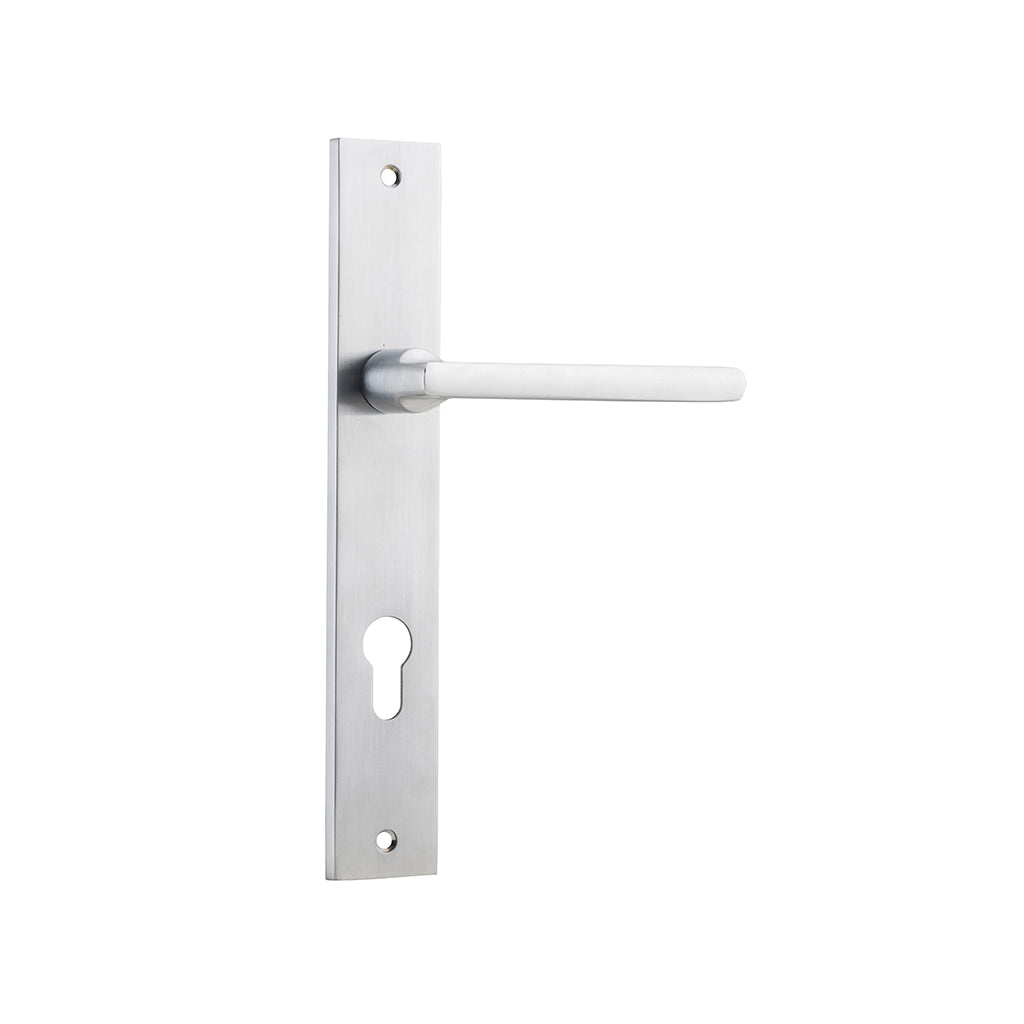 Baltimore Lever - Rectangular Backplate Brushed Chrome / Entrance / Lever Set Only