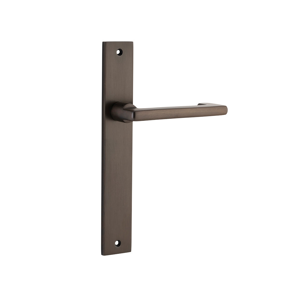 Baltimore Return Lever - Rectangular Backplate Signature Brass / Passage / Lever Set Only