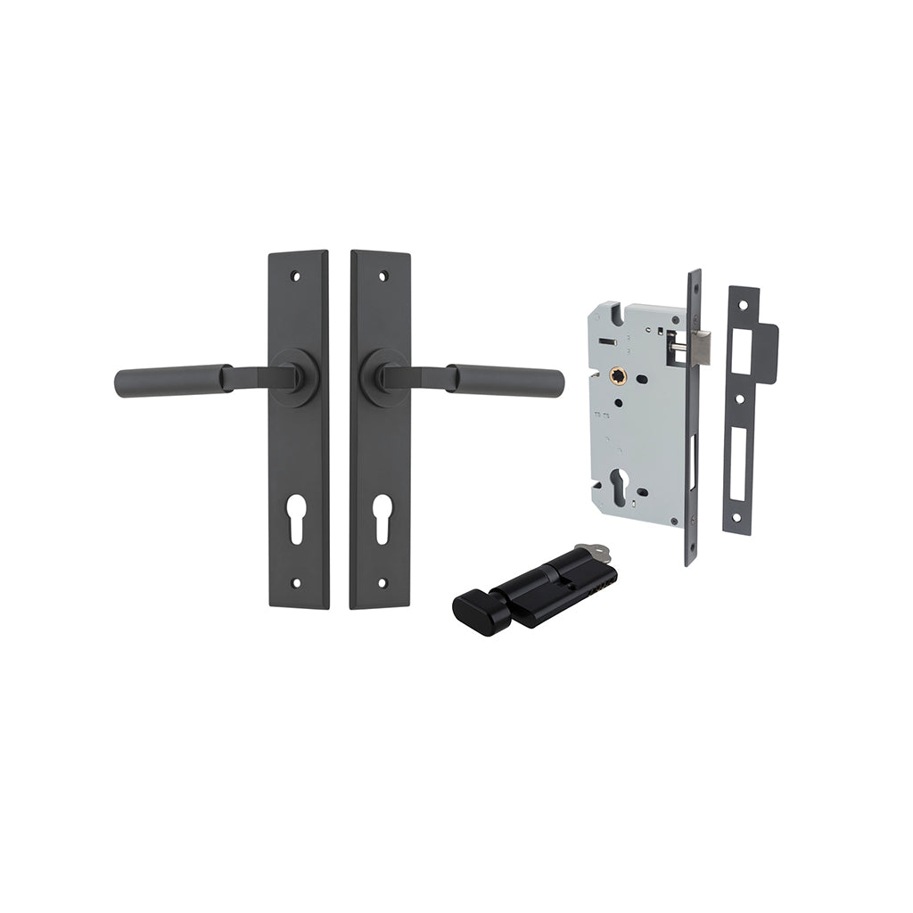 Berlin Lever - Chamfered Backplate Matt Black / Entrance / Entrance Kit (Key-Thumb)