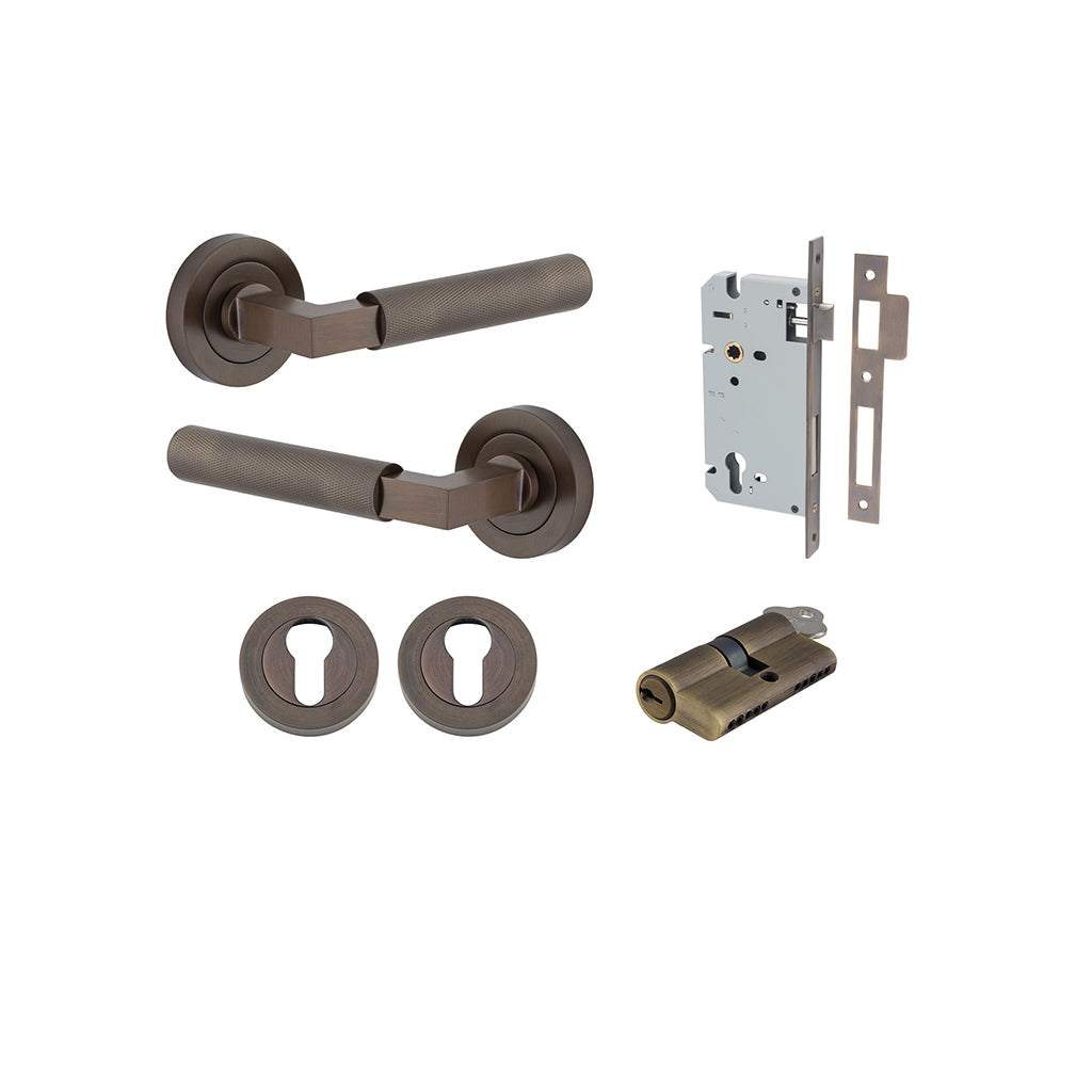 Brunswick Lever - Round Rose Signature Brass / Entrance / Entrance Kit Dual Function (Key-Key)