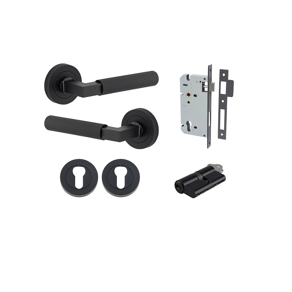Brunswick Lever - Round Rose Matt Black / Entrance / Entrance Kit Dual Function (Key-Key)