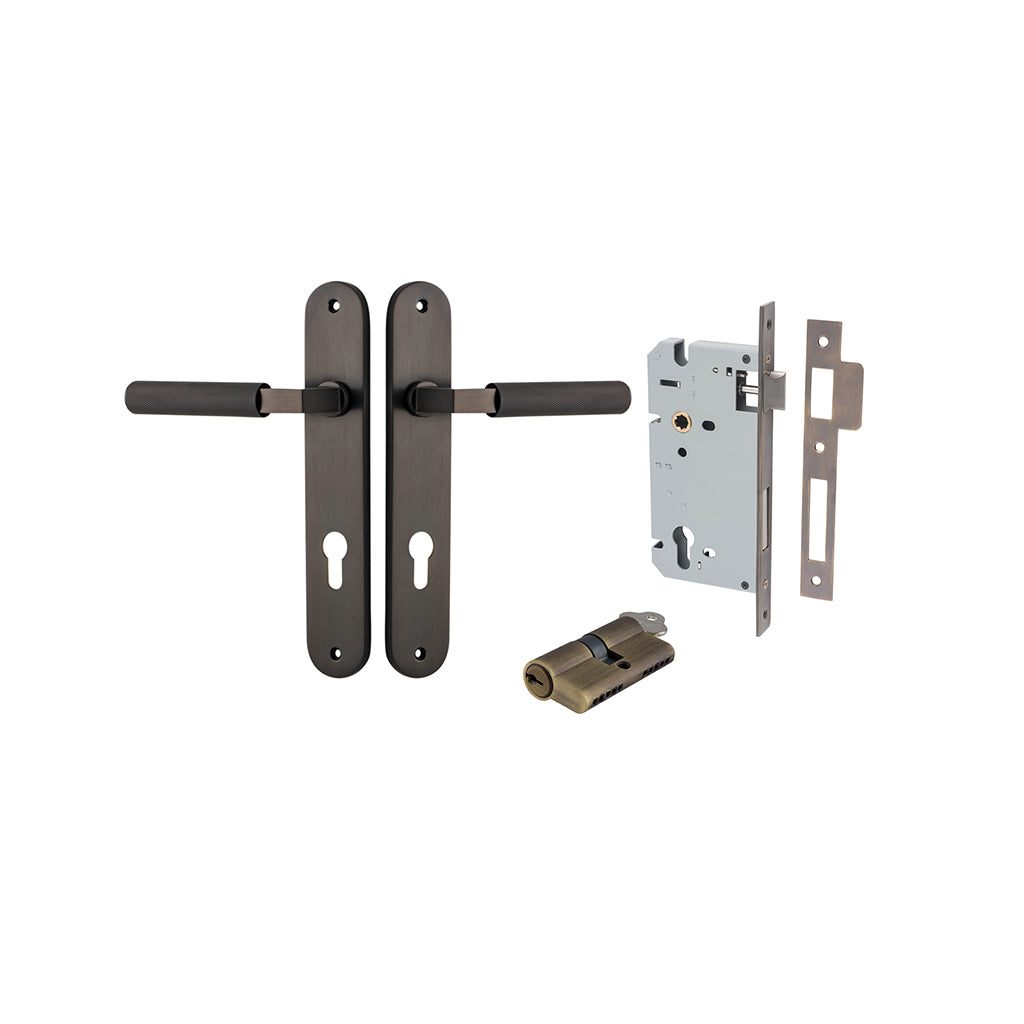 Brunswick Lever - Oval Backplate Signature Brass / Entrance / Entrance Kit Dual Function (Key-Key)