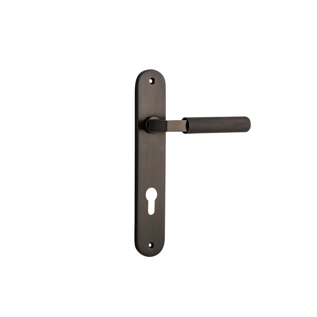 Brunswick Lever - Oval Backplate Signature Brass / Entrance / Lever Set Only