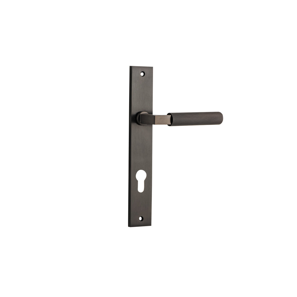 Brunswick Lever - Rectangular Backplate Signature Brass / Entrance / Lever Set Only