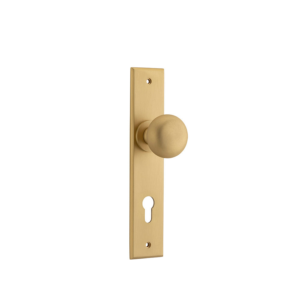 Cambridge Knob - Chamfered Backplate Brushed Brass / Entrance / Lever Set Only