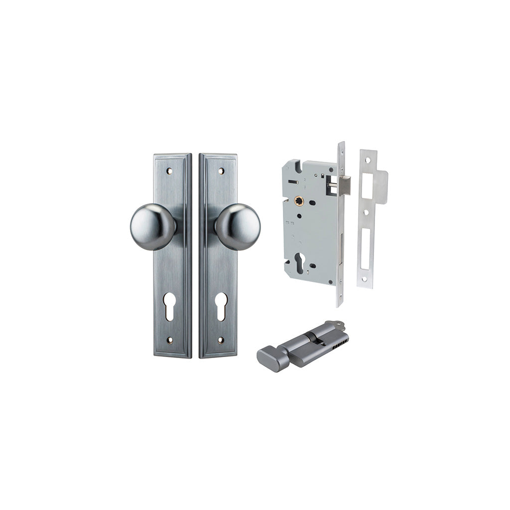 Cambridge Knob - Stepped Backplate Brushed Chrome / Entrance / Entrance Kit (Key-Thumb)