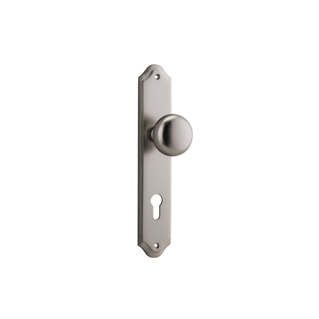 Cambridge Knob - Shouldered Backplate Satin Nickel / Entrance / Lever Set Only