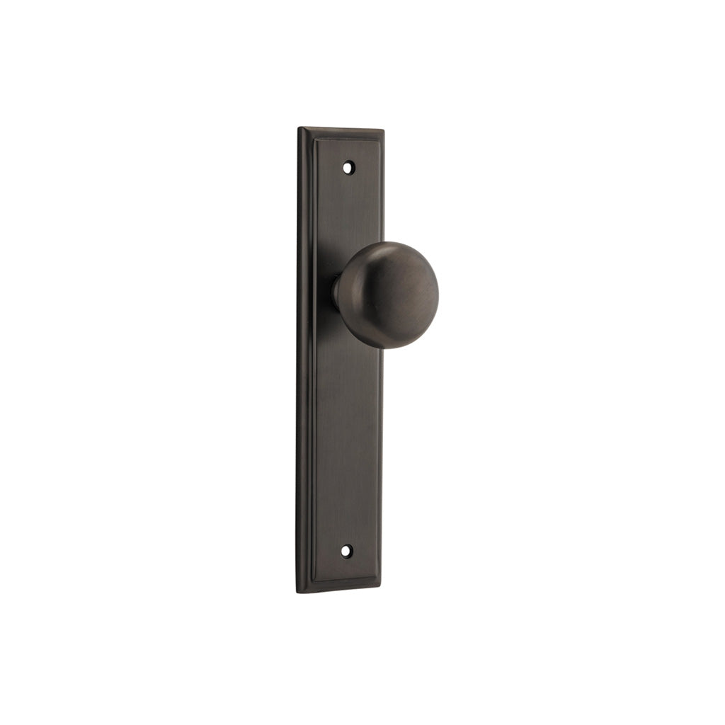 Cambridge Knob - Stepped Backplate Signature Brass / Passage / Lever Set Only