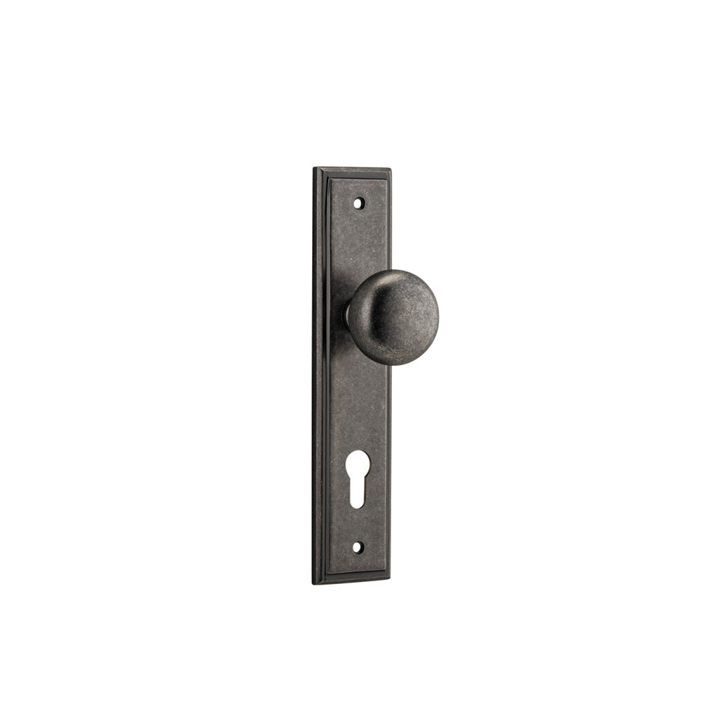 Cambridge Knob - Stepped Backplate Distressed Nickel / Entrance / Lever Set Only