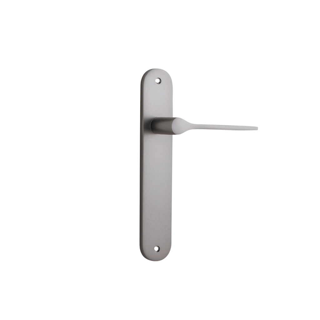 Como Lever - Oval Backplate Satin Nickel / Passage / Lever Set Only