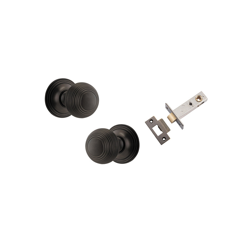 Guildford Knob - Round Rose Signature Brass / Passage / Passage Kit