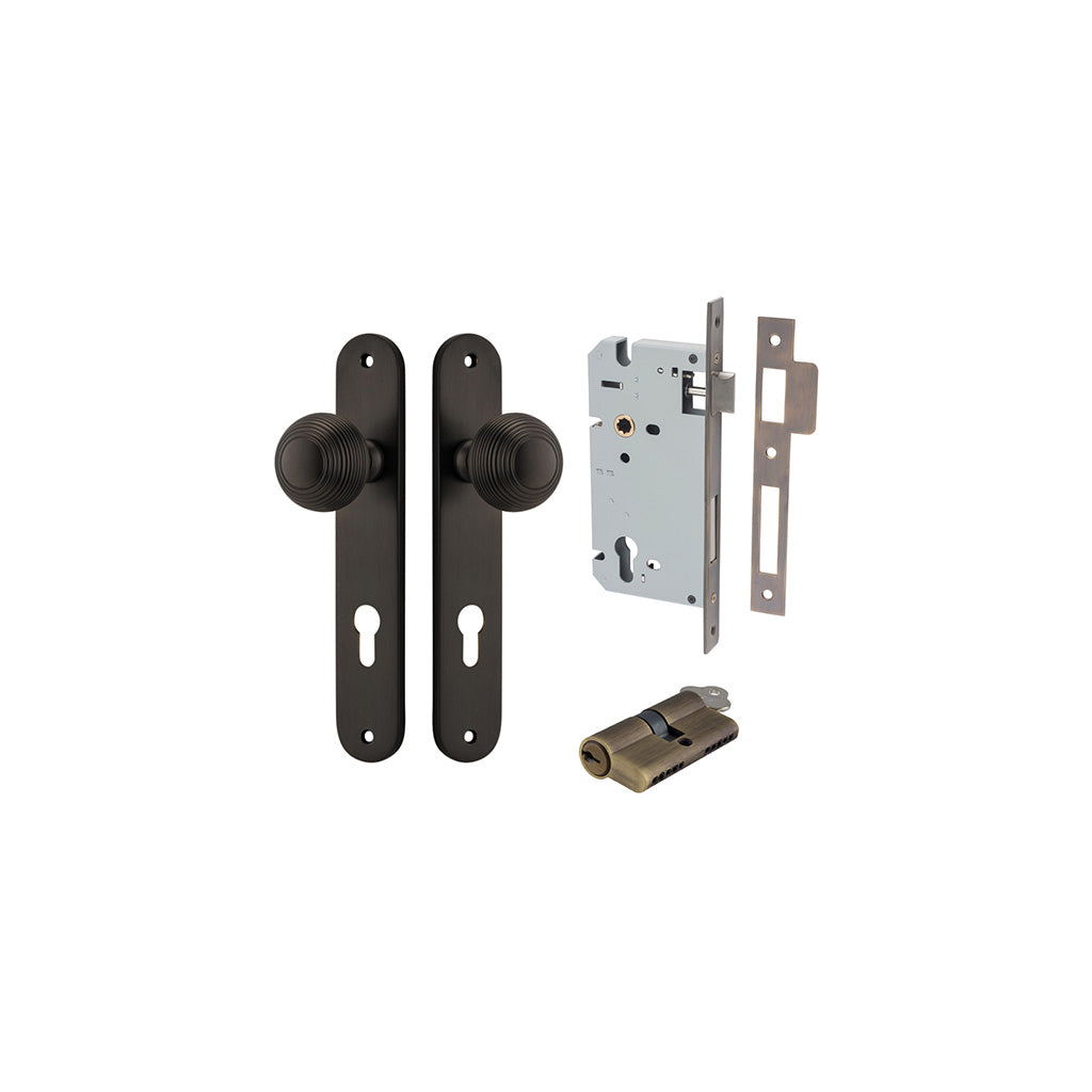 Guildford Knob - Oval Backplate Signature Brass / Entrance / Entrance Kit Dual Function (Key-Key)