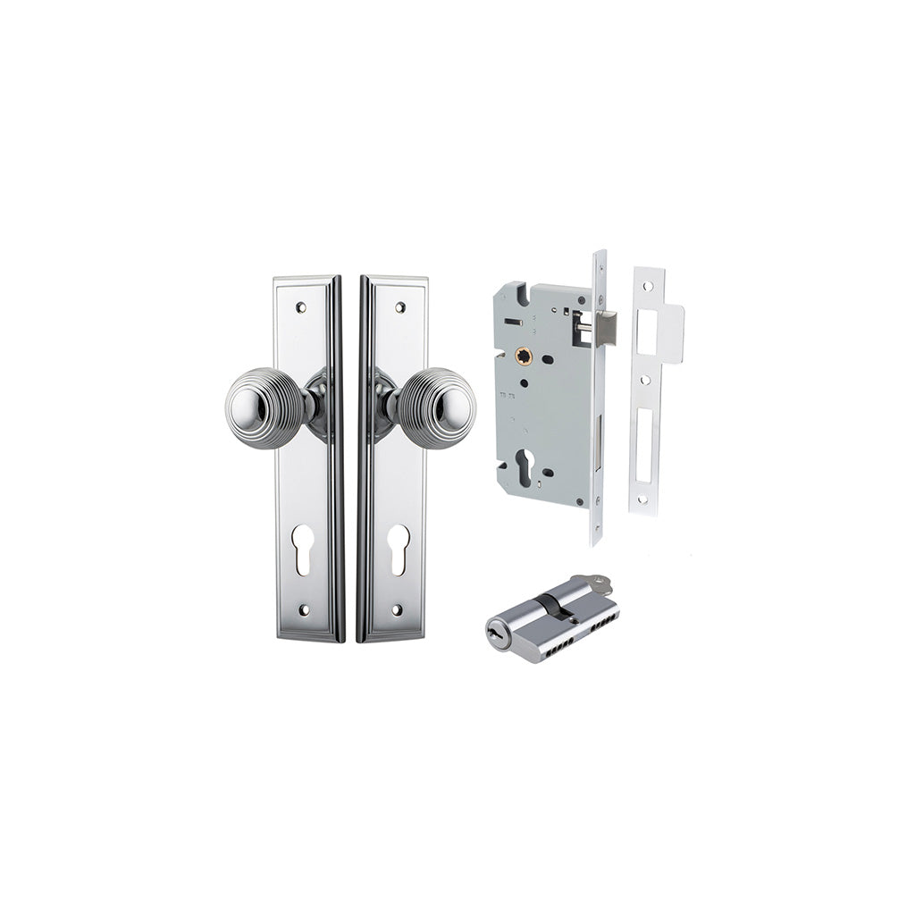 Guildford Knob - Stepped Backplate Polished Chrome / Entrance / Entrance Kit Dual Function (Key-Key)