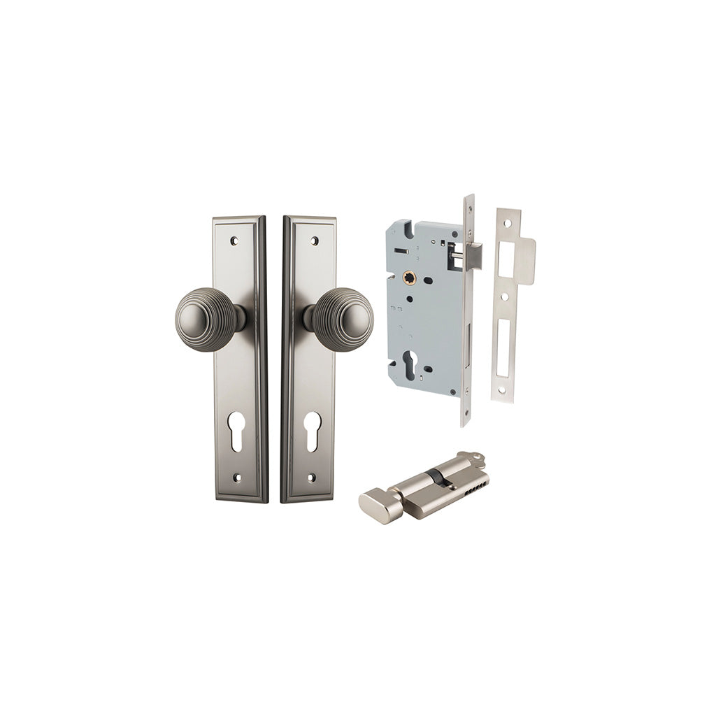 Guildford Knob - Stepped Backplate Satin Nickel / Entrance / Entrance Kit (Key-Thumb)