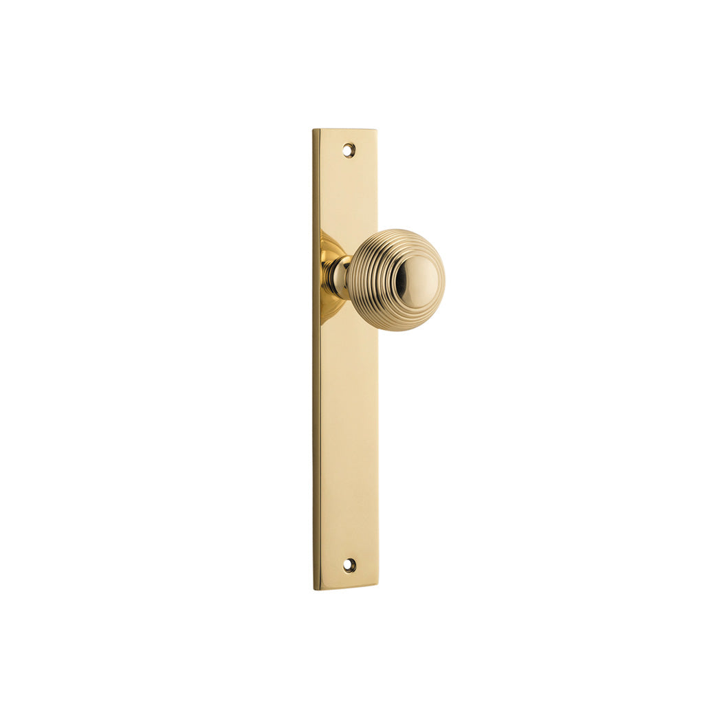 Guildford Knob - Rectangular Backplate Polished Brass / Passage / Lever Set Only