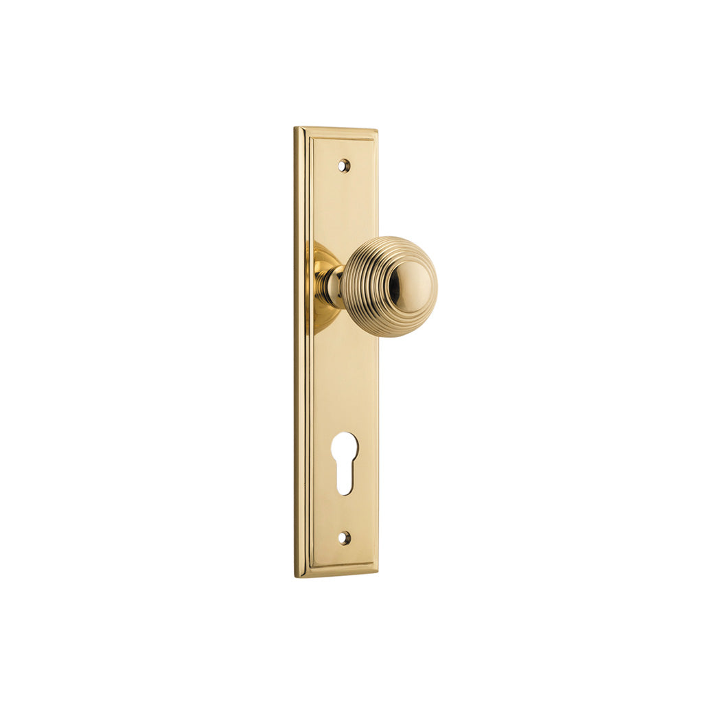 Guildford Knob - Stepped Backplate Polished Brass / Entrance / Lever Set Only
