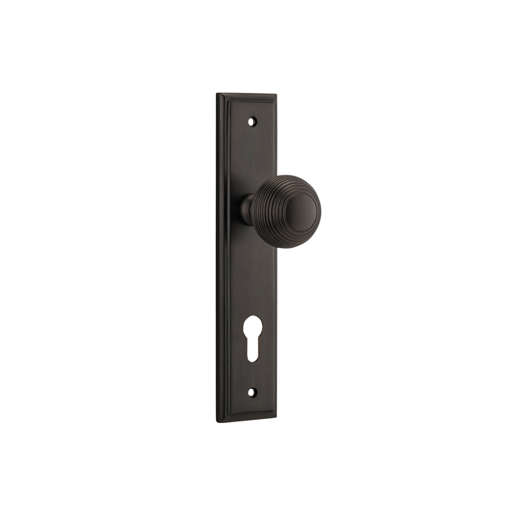Guildford Knob - Stepped Backplate Signature Brass / Entrance / Lever Set Only