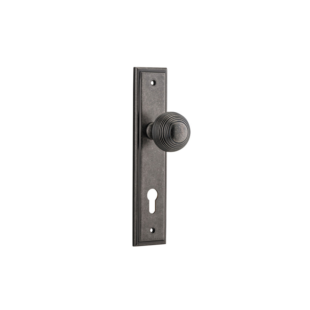 Guildford Knob - Stepped Backplate Distressed Nickel / Entrance / Lever Set Only