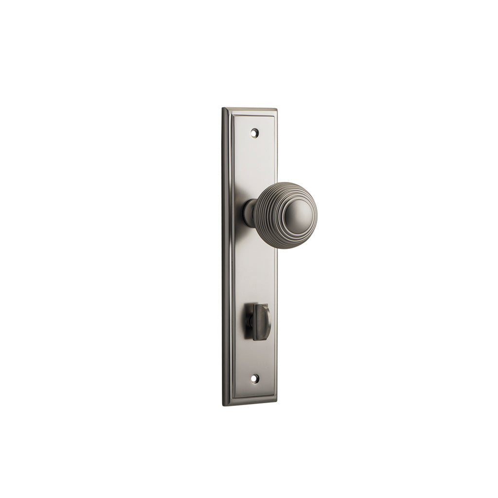Guildford Knob - Stepped Backplate Satin Nickel / Privacy / Lever Set Only