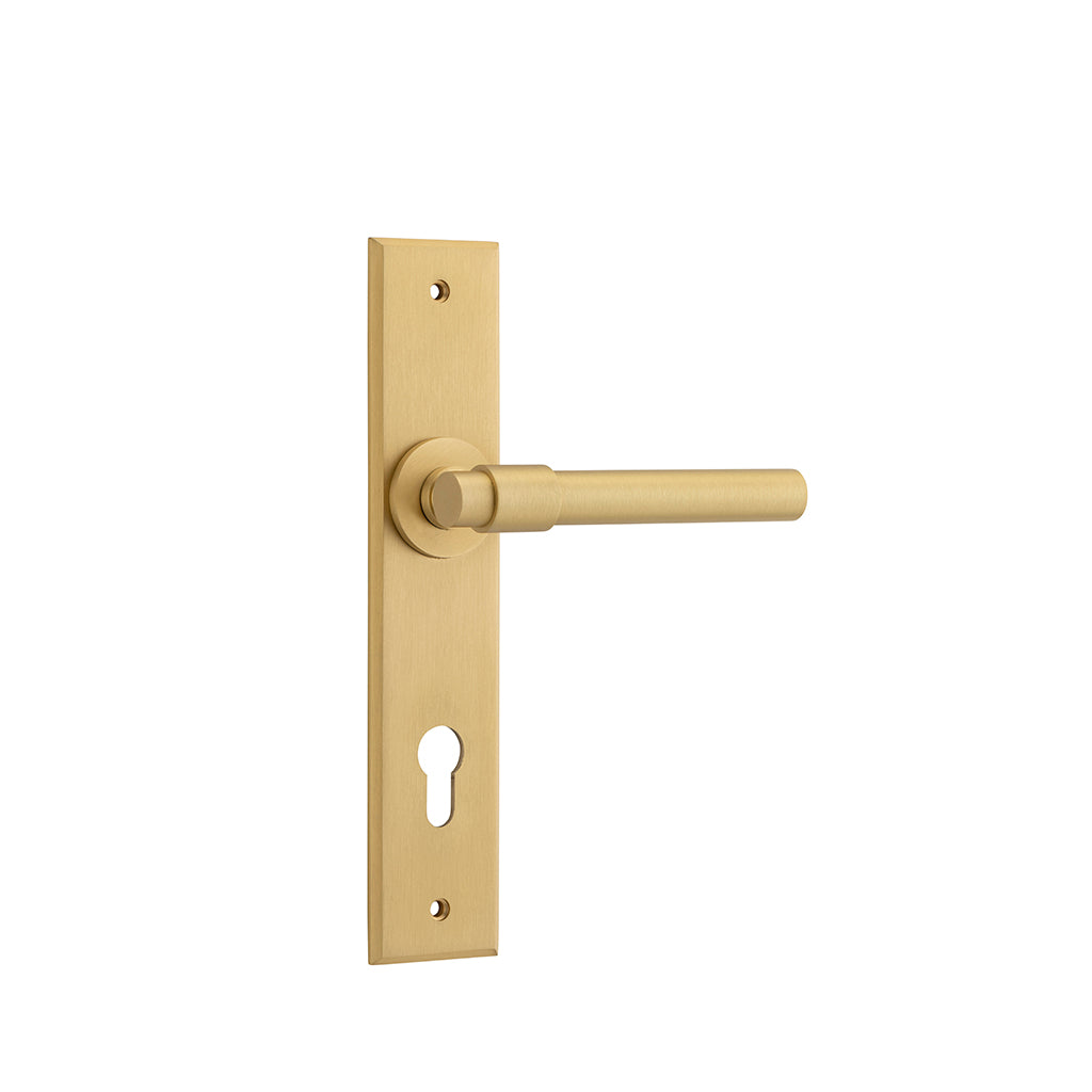 Helsinki Lever - Chamfered Backplate Brushed Brass / Entrance / Lever Set Only