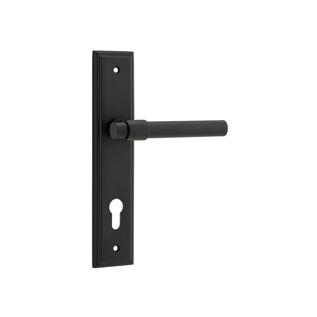 Helsinki Lever - Stepped Backplate Matt Black / Entrance / Lever Set Only