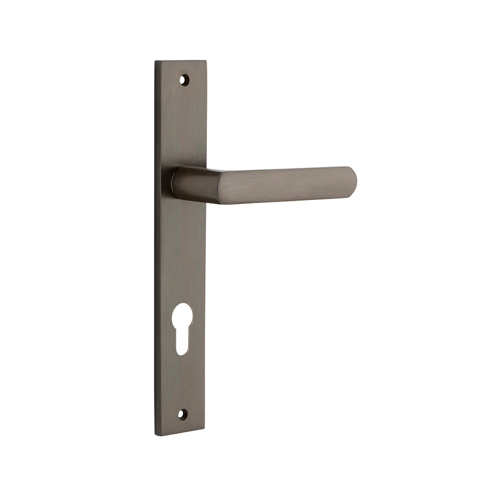 Osaka Lever - Rectangular Backplate Signature Brass / Entrance / Lever Set Only