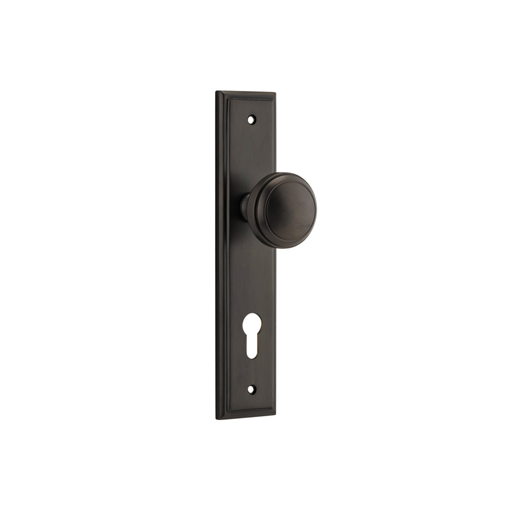 Paddington Knob - Stepped Backplate Signature Brass / Entrance / Lever Set Only