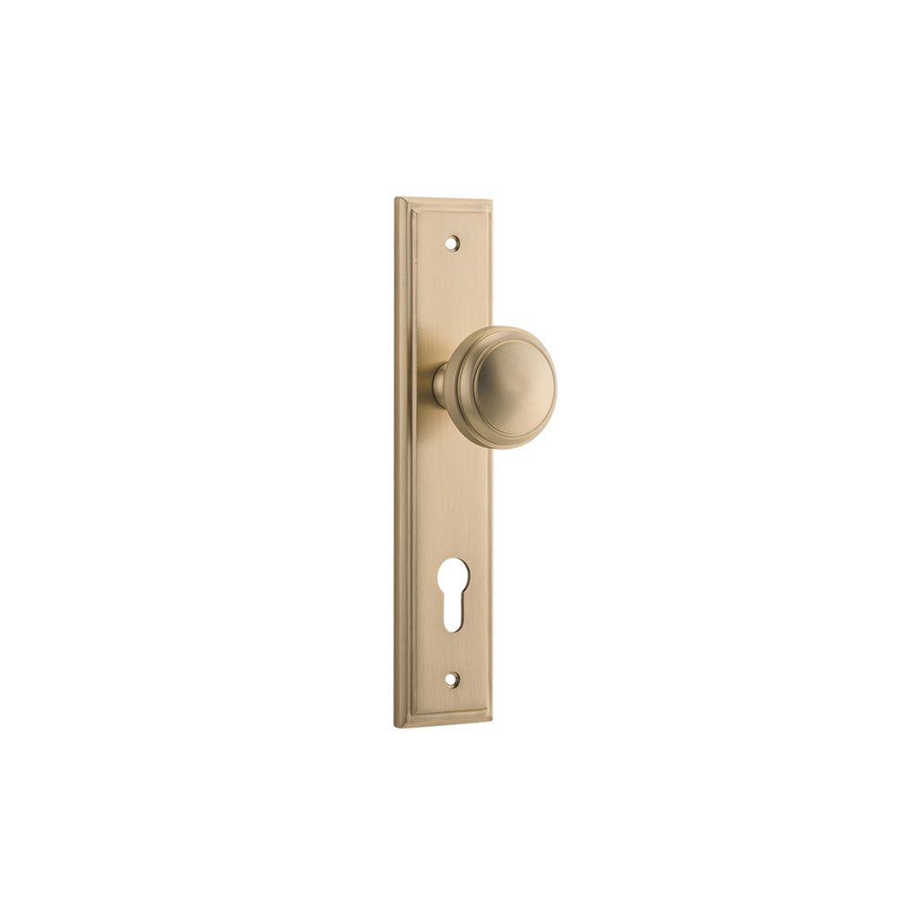Paddington Knob - Stepped Backplate Brushed Brass / Entrance / Lever Set Only