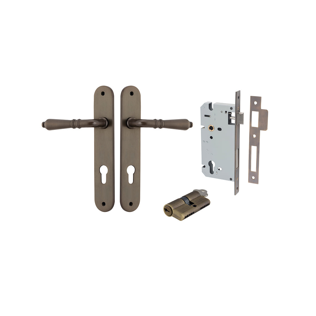 Sarlat Lever - Oval Backplate Signature Brass / Entrance / Entrance Kit Dual Function (Key-Key)