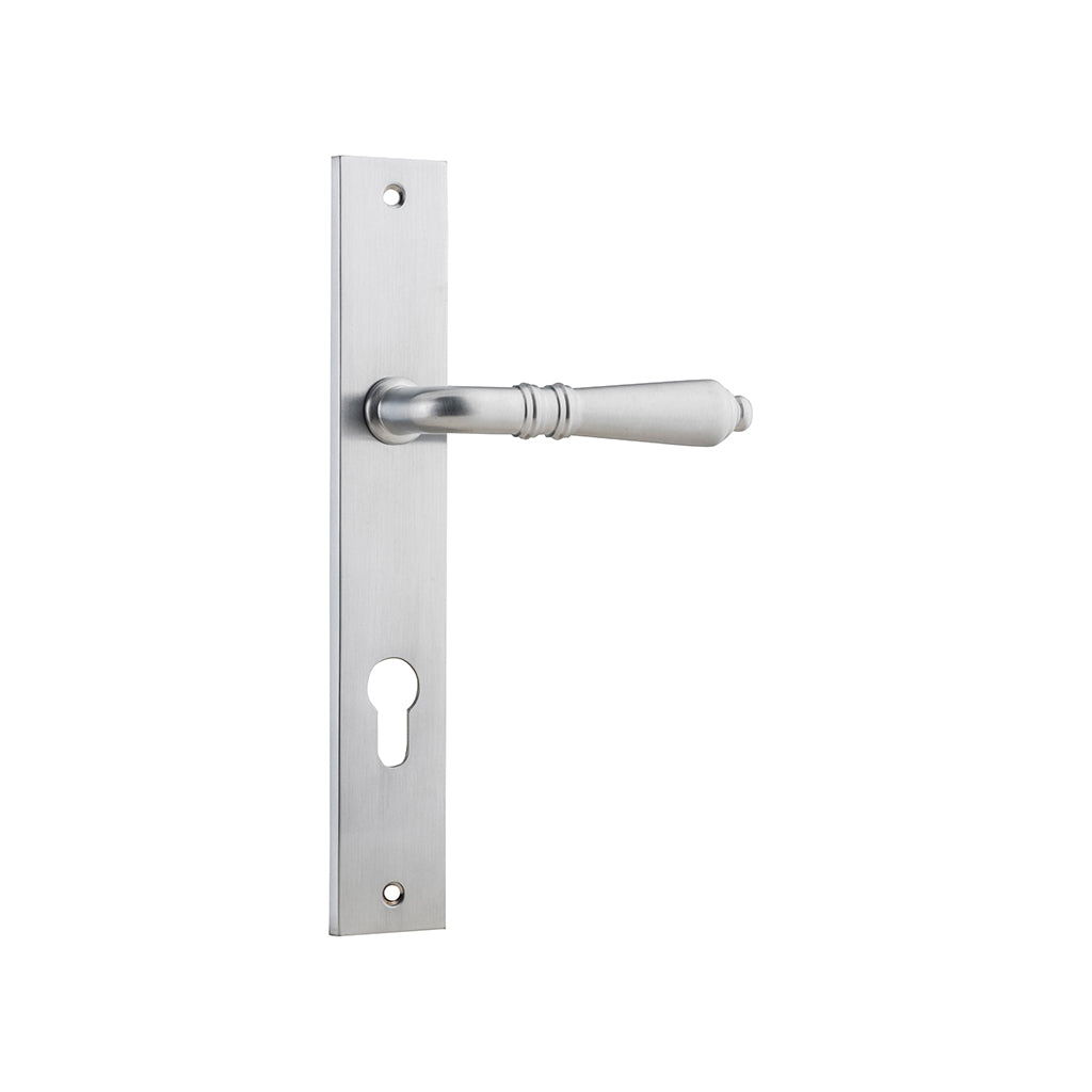 Sarlat Lever - Rectangular Backplate Brushed Chrome / Entrance / Lever Set Only