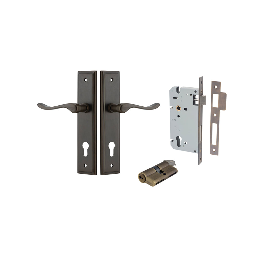Stirling Lever - Stepped Backplate Signature Brass / Entrance / Entrance Kit Dual Function (Key-Key)