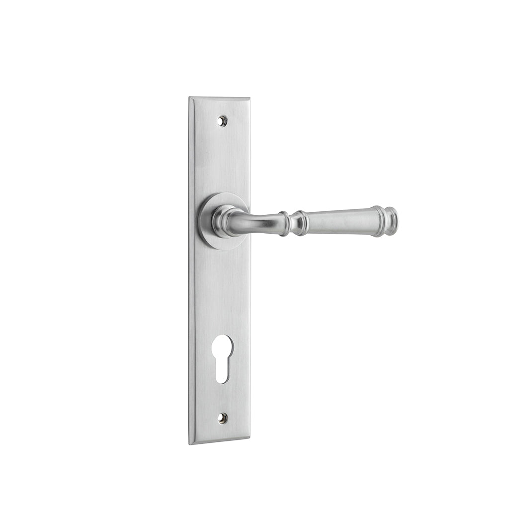 Verona Lever - Chamfered Backplate Brushed Chrome / Entrance / Lever Set Only