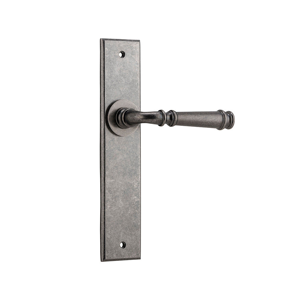 Verona Lever - Chamfered Backplate Distressed Nickel / Passage / Lever Set Only