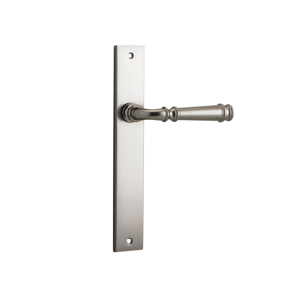 Verona Lever - Rectangular Backplate Satin Nickel / Passage / Lever Set Only