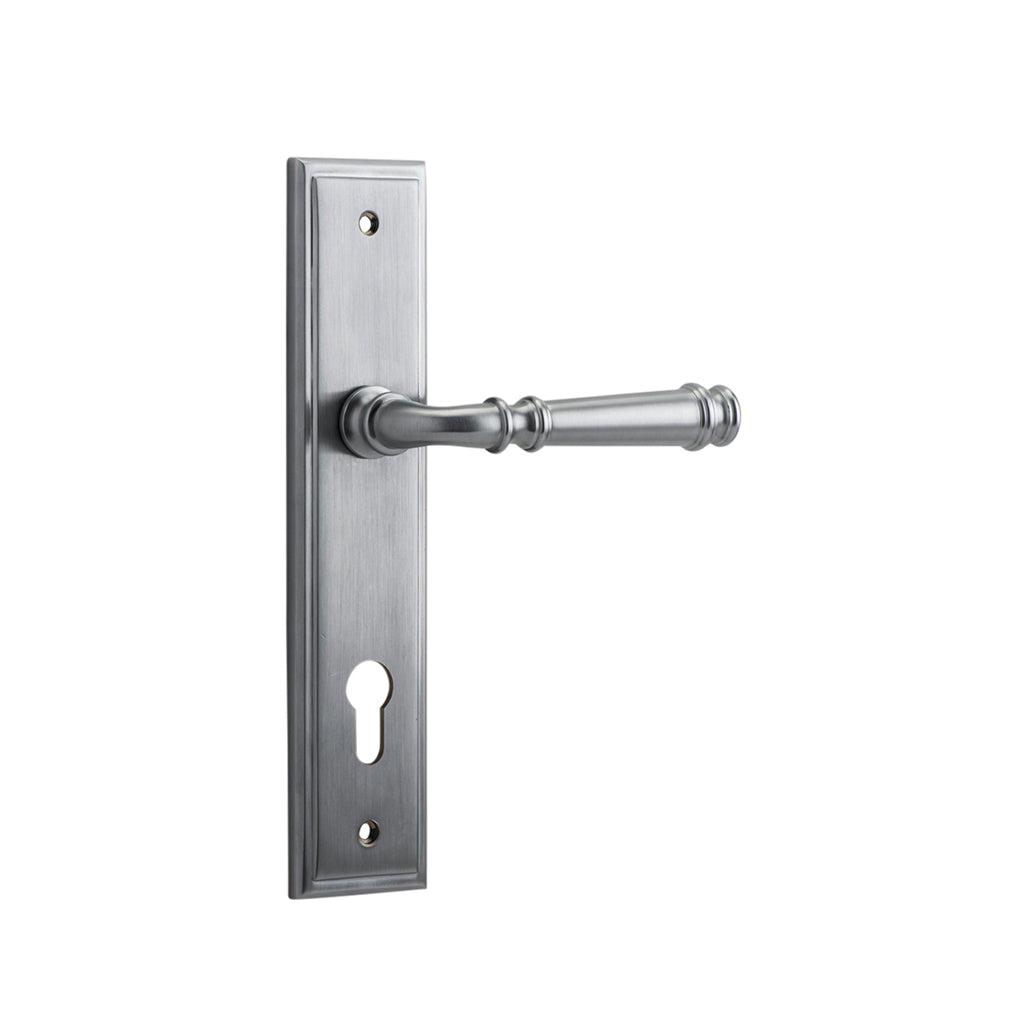 Verona Lever - Stepped Backplate Brushed Chrome / Entrance / Lever Set Only