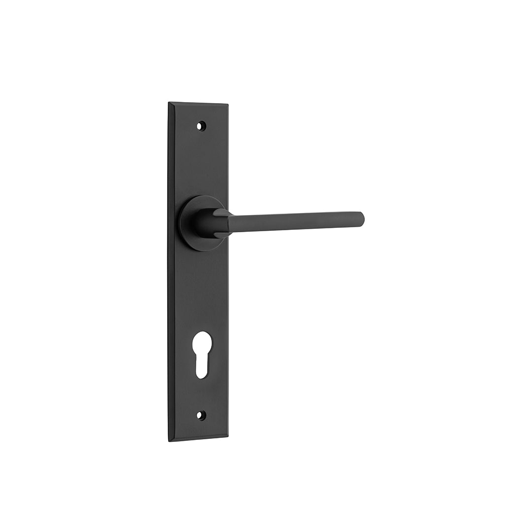 Baltimore Lever - Chamfered Backplate Matt Black / Entrance / Lever Set Only