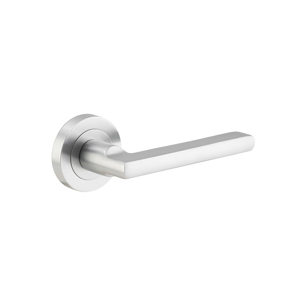 Baltimore Lever - Round Rose Brushed Chrome / Passage / Lever Set Only