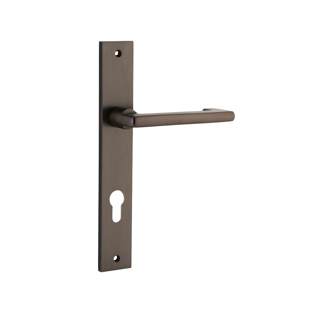 Baltimore Return Lever - Rectangular Backplate Signature Brass / Entrance / Lever Set Only