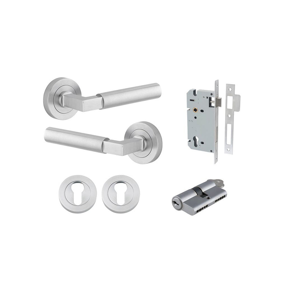 Berlin Lever - Round Rose Brushed Chrome / Entrance / Entrance Kit Dual Function (Key-Key)