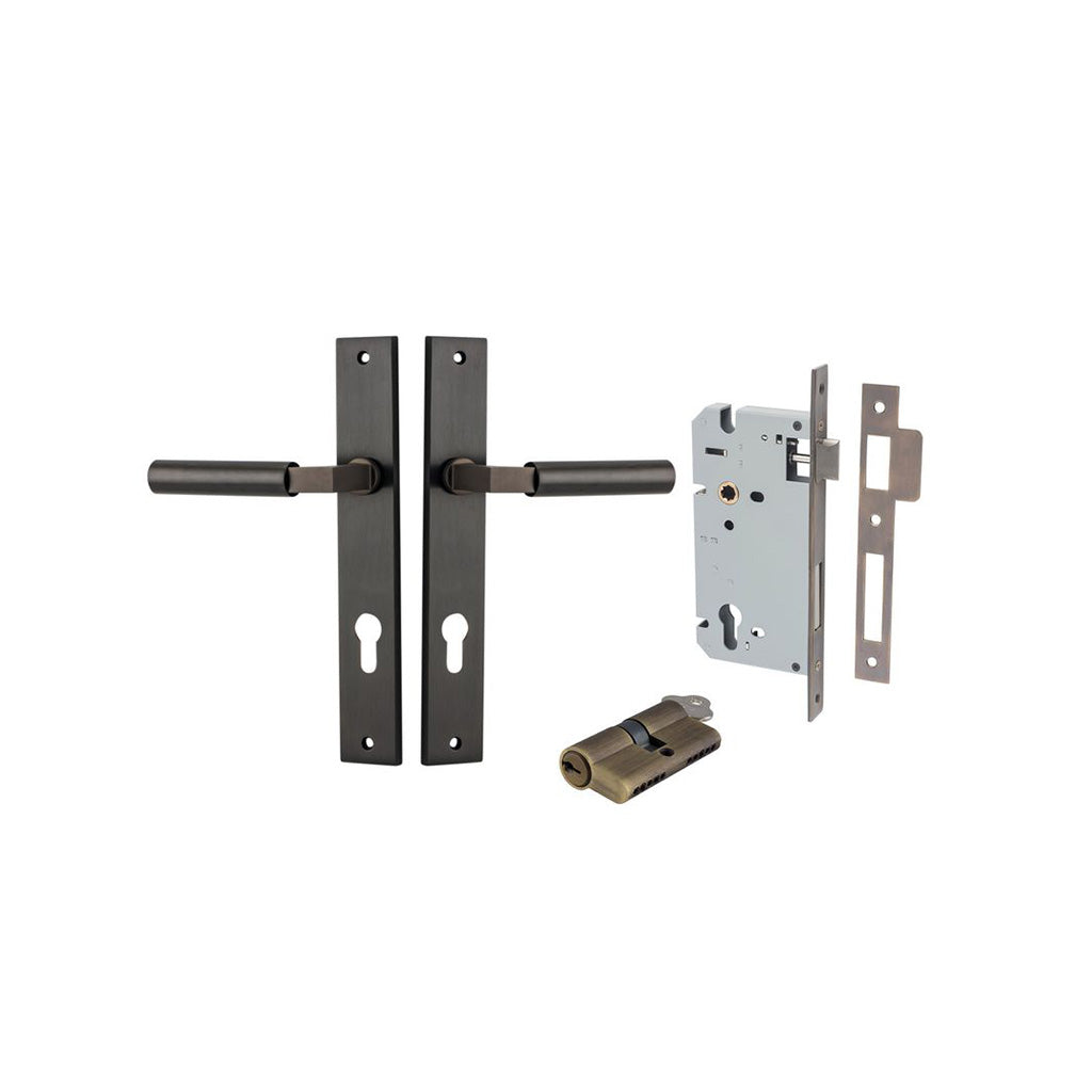 Berlin Lever - Rectangular Backplate Signature Brass / Entrance / Entrance Kit Dual Function (Key-Key)