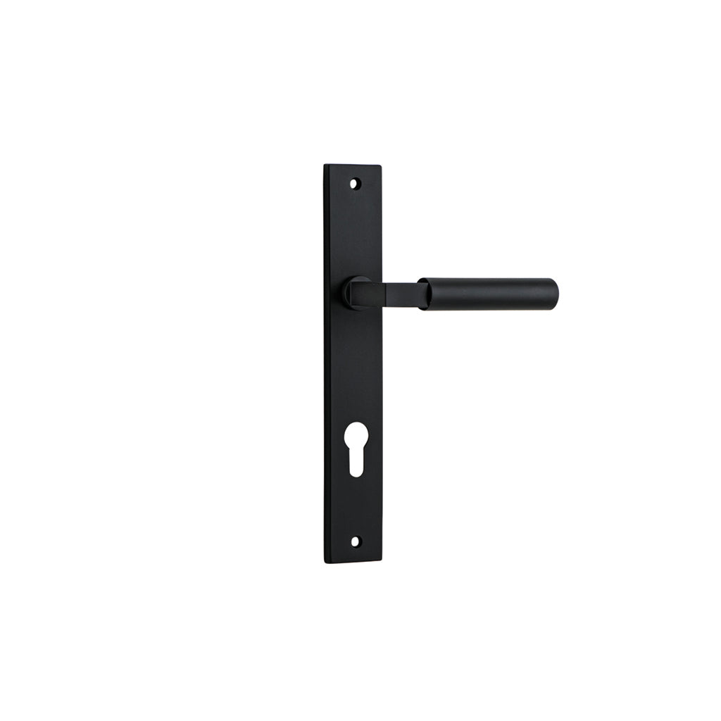 Berlin Lever - Rectangular Backplate Matt Black / Entrance / Lever Set Only
