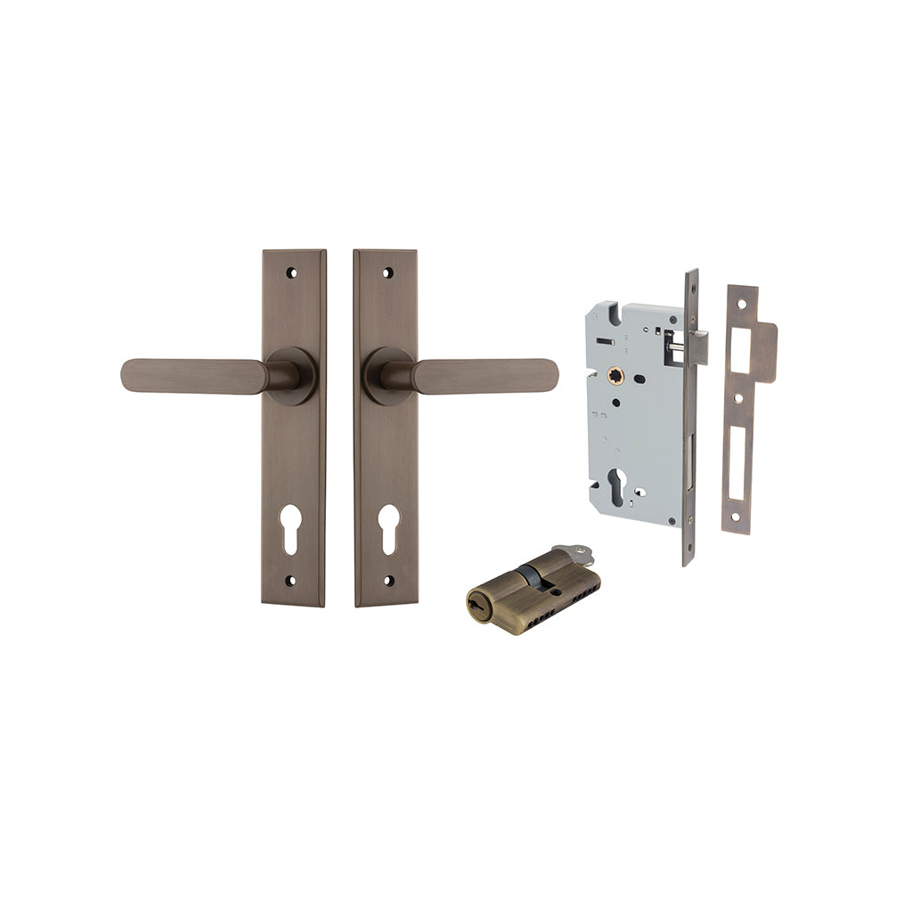 Bronte Lever - Chamfered Backplate Signature Brass / Entrance / Entrance Kit Dual Function (Key-Key)