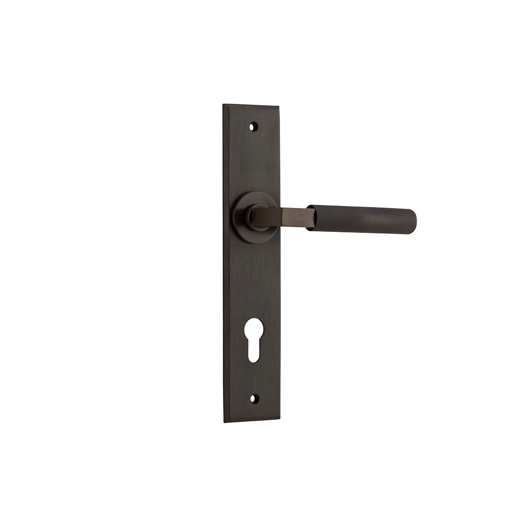 Brunswick Lever - Chamfered Backplate Signature Brass / Entrance / Lever Set Only