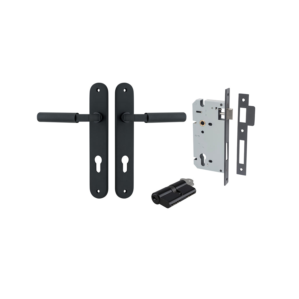Brunswick Lever - Oval Backplate Matt Black / Entrance / Entrance Kit Dual Function (Key-Key)