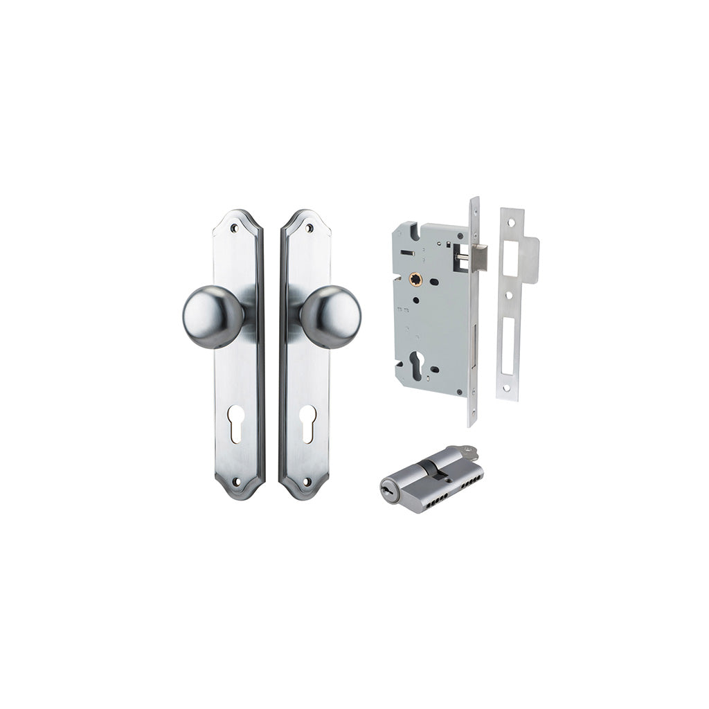 Cambridge Knob - Shouldered Backplate Brushed Chrome / Entrance / Entrance Kit Dual Function (Key-Key)