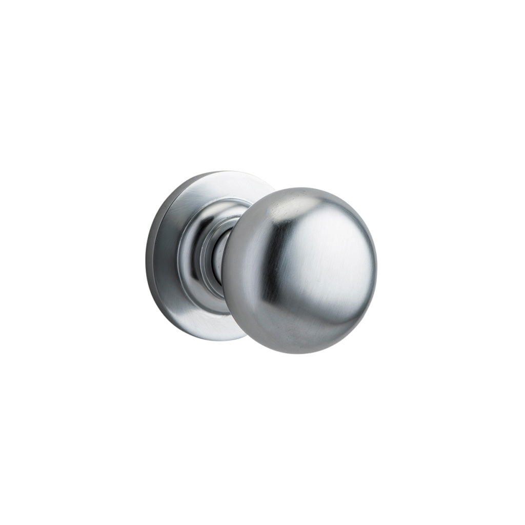 Cambridge Knob - Round Rose Brushed Chrome / Passage / Lever Set Only