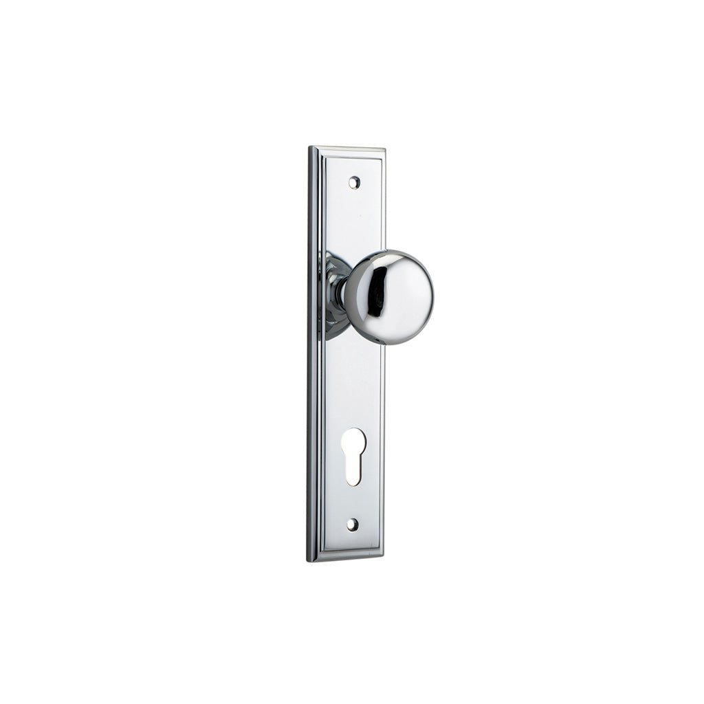 Cambridge Knob - Stepped Backplate Polished Chrome / Entrance / Lever Set Only